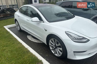 Седан Tesla Model 3 2018 в 