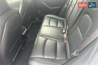 Седан Tesla Model 3 2018 в 