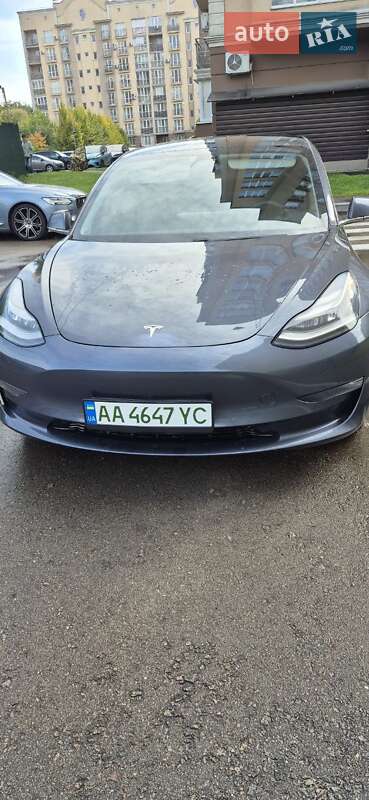 Седан Tesla Model 3 2020 в Киеве фото 2 Седан Tesla Model 3 2020 в Киеве