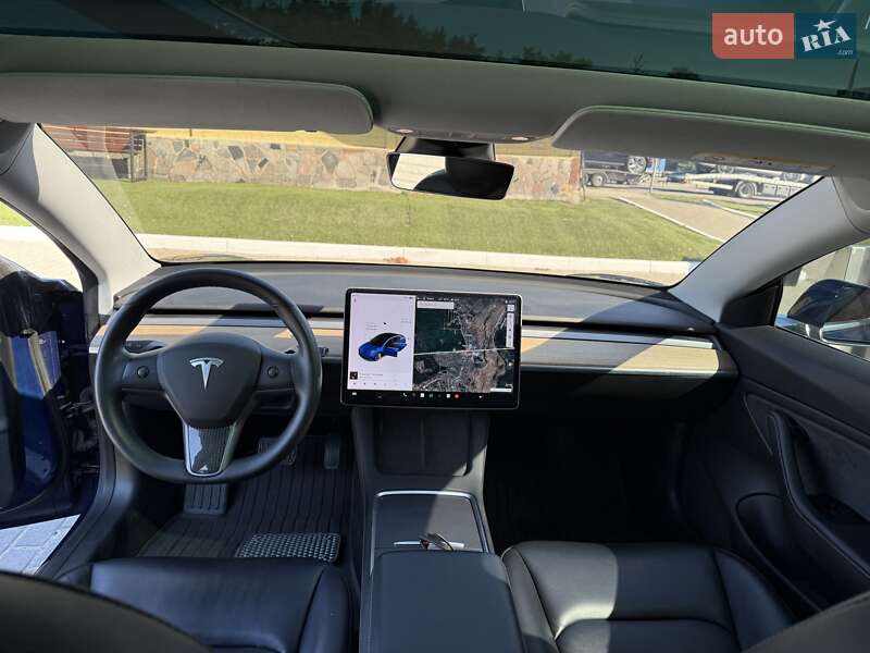 Седан Tesla Model 3 2019 в Києві
