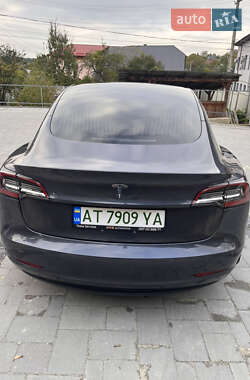 Седан Tesla Model 3 2018 в 