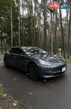 Седан Tesla Model 3 2018 в 