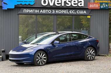 Tesla Model 3 2024
