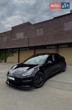 Tesla Model 3 2018