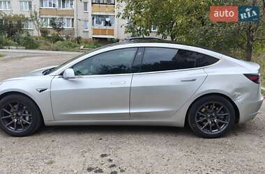 Седан Tesla Model 3 2018 в 
