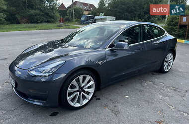 Седан Tesla Model 3 2019 в 