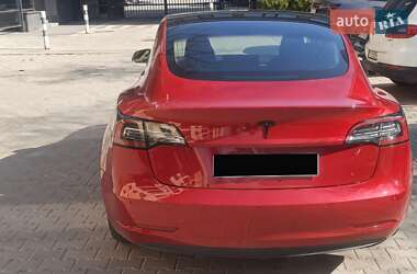 Седан Tesla Model 3 2019 в Ужгороде