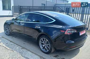 Седан Tesla Model 3 2019 в  фото 13 Седан Tesla Model 3 2019 в