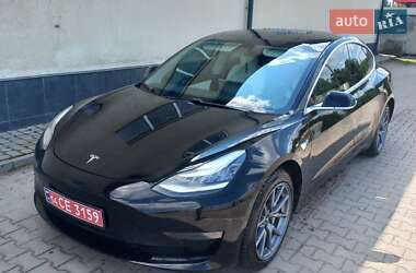 Седан Tesla Model 3 2019 в  фото 20 Седан Tesla Model 3 2019 в