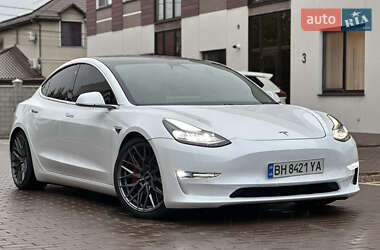Седан Tesla Model 3 2019 в 