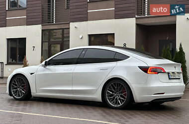 Седан Tesla Model 3 2019 в 