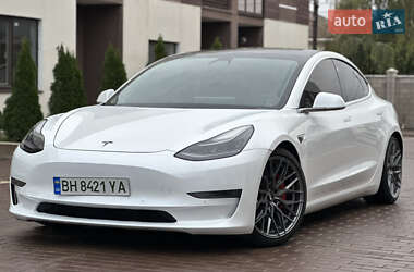 Tesla Model 3 2019
