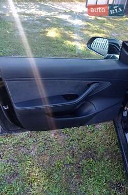 Седан Tesla Model 3 2018 в  фото 9 Седан Tesla Model 3 2018 в