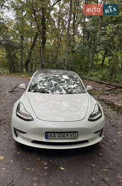 Tesla Model 3 2019 Tesla Model 3 2019
