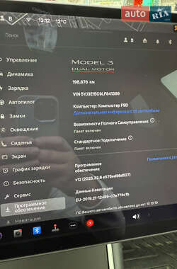 Седан Tesla Model 3 2020 в 