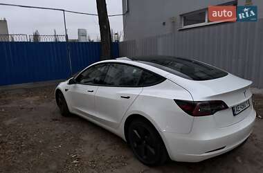 Седан Tesla Model 3 2023 в Днепре