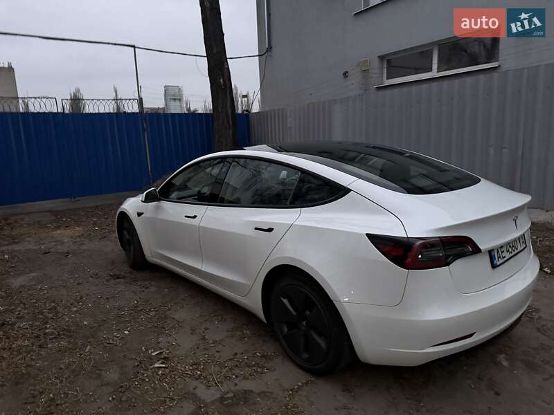 Tesla Model 3 2023