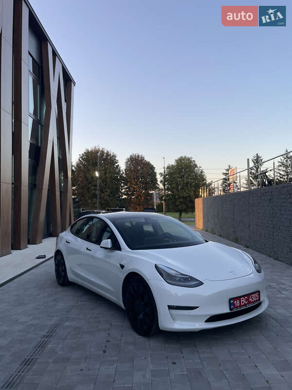 Седан Tesla Model 3 2021 в Луцьку фото 8 Седан Tesla Model 3 2021 в Луцьку