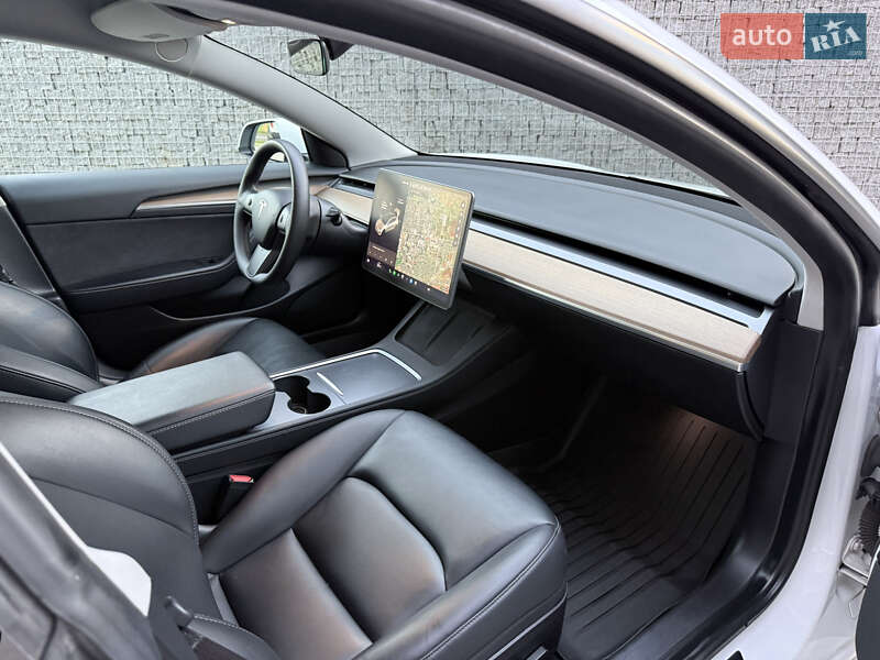 Седан Tesla Model 3 2021 в Луцьку фото 12 Седан Tesla Model 3 2021 в Луцьку