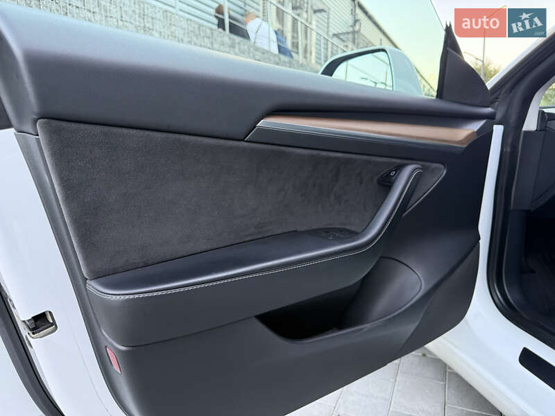 Седан Tesla Model 3 2021 в Луцьку фото 16 Седан Tesla Model 3 2021 в Луцьку