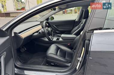 Седан Tesla Model 3 2018 в 