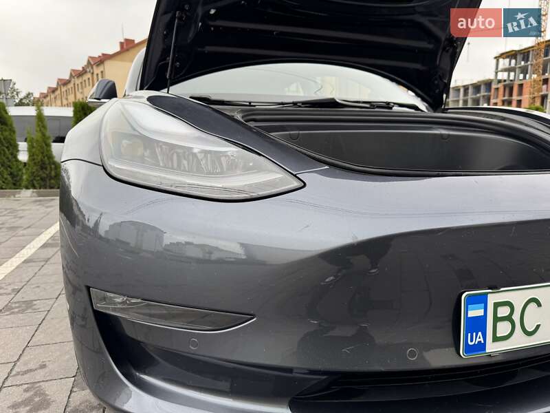 Седан Tesla Model 3 2018 в Львові фото 11 Седан Tesla Model 3 2018 в Львові
