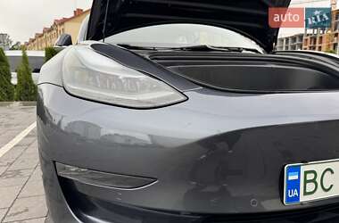 Седан Tesla Model 3 2018 в 
