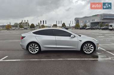 Седан Tesla Model 3 2018 в Києві