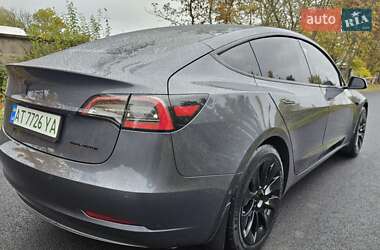 Седан Tesla Model 3 2020 в 