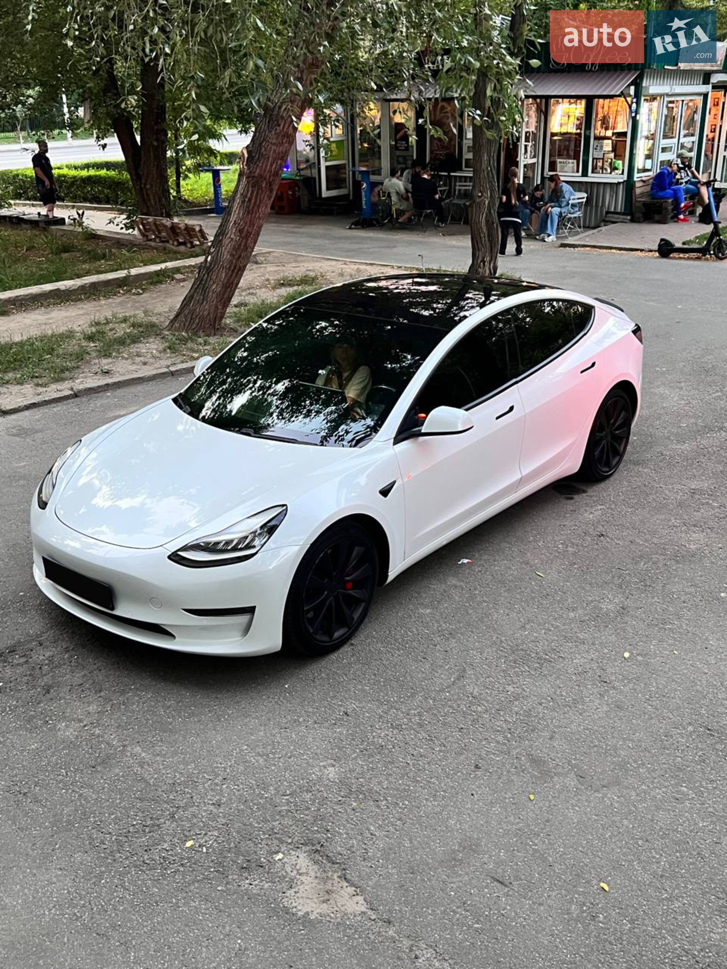 2018 Tesla Model 3 - мініатюра 4