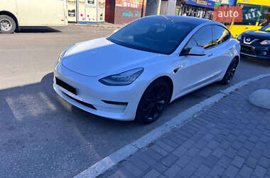 Седан Tesla Model 3 2018 в Киеве
