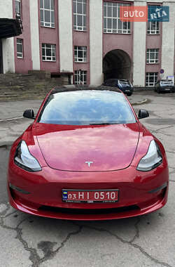 Седан Tesla Model 3 2022 в Дніпрі
