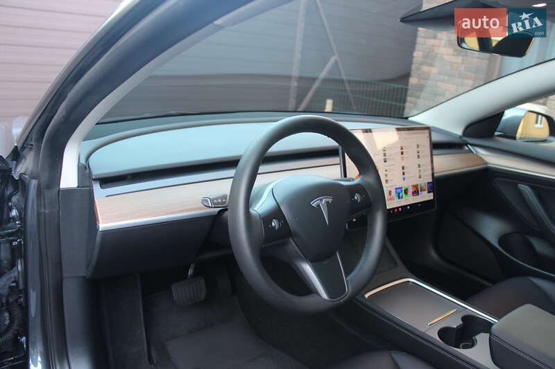 Седан Tesla Model 3 2023 в Дніпрі фото 14 Седан Tesla Model 3 2023 в Дніпрі