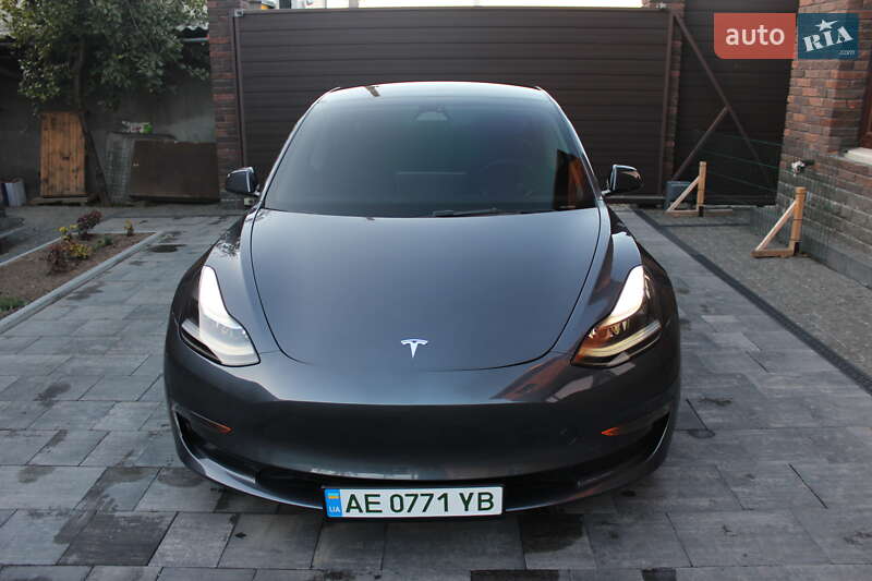 Седан Tesla Model 3 2023 в Дніпрі фото 2 Седан Tesla Model 3 2023 в Дніпрі