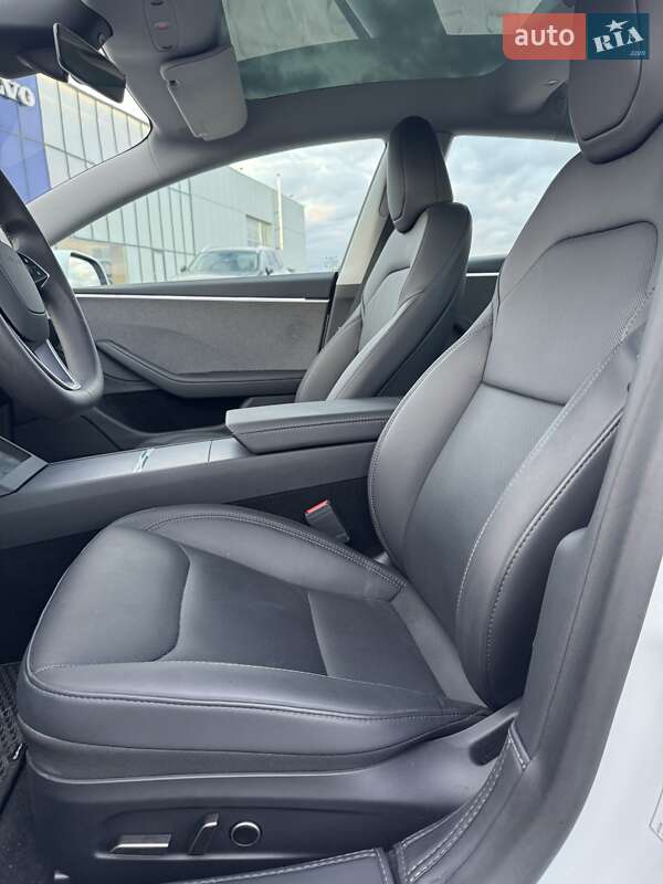 Седан Tesla Model 3 2024 в Борисполе фото 23 Седан Tesla Model 3 2024 в Борисполе