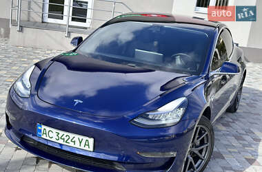 Седан Tesla Model 3 2018 в 