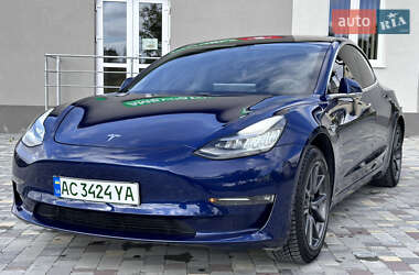 Седан Tesla Model 3 2018 в 