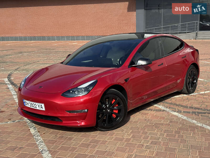 Седан Tesla Model 3 2022 в Одессе