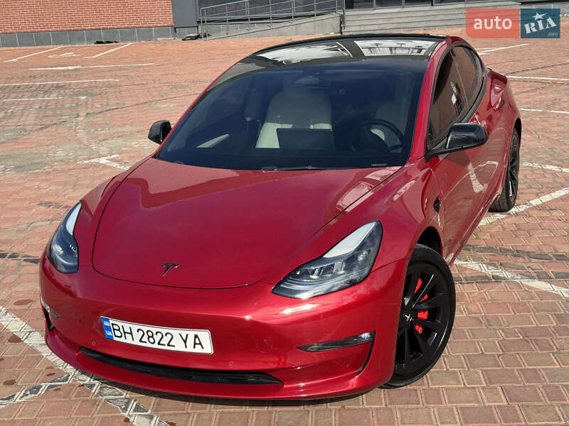 Седан Tesla Model 3 2022 в Одессе