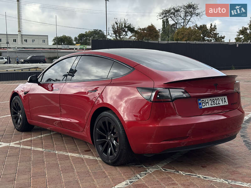 Седан Tesla Model 3 2022 в Одессе