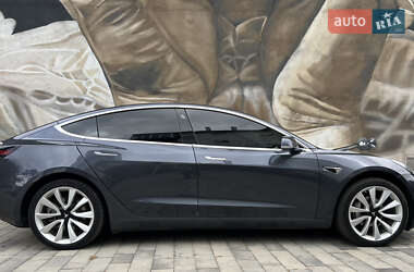 Tesla Model 3 2018
