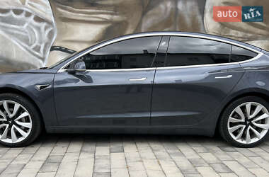 Седан Tesla Model 3 2018 в 