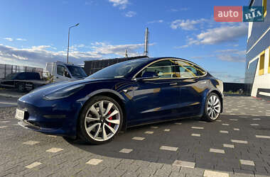 Седан Tesla Model 3 2019 в 