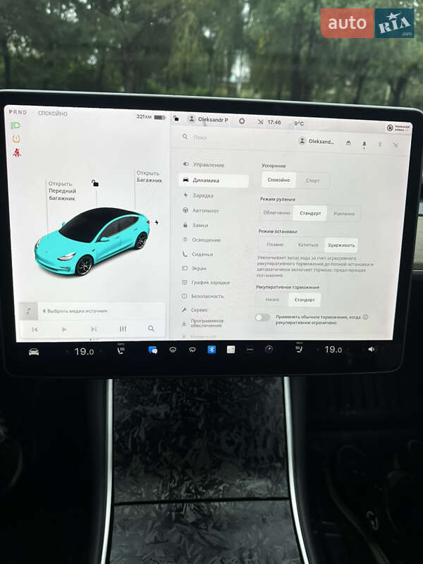 Седан Tesla Model 3 2019 в Черновцах