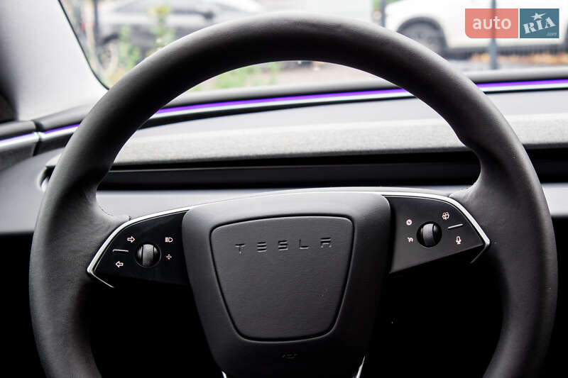 Седан Tesla Model 3 2024 в Львові фото 24 Седан Tesla Model 3 2024 в Львові