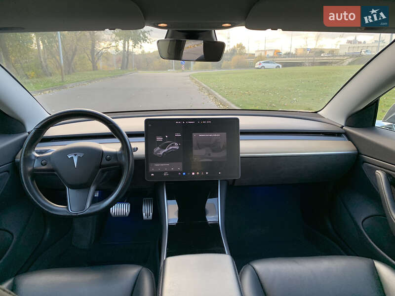 Седан Tesla Model 3 2018 в Киеве фото 18 Седан Tesla Model 3 2018 в Киеве