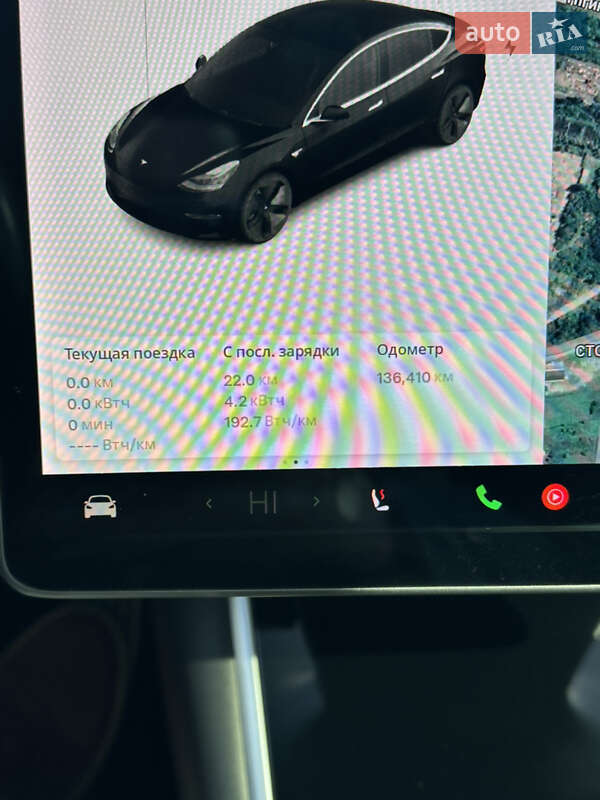 Седан Tesla Model 3 2019 в Чернівцях