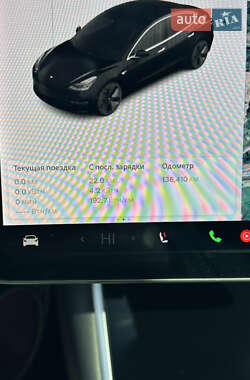 Седан Tesla Model 3 2019 в 