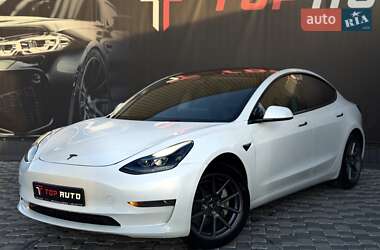 Седан Tesla Model 3 2023 в 