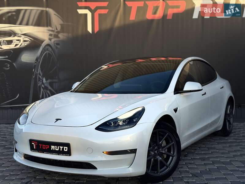 Tesla Model 3 2023
